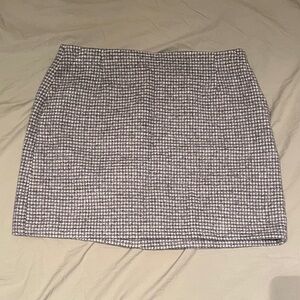 Gray Houndstooth Skirt